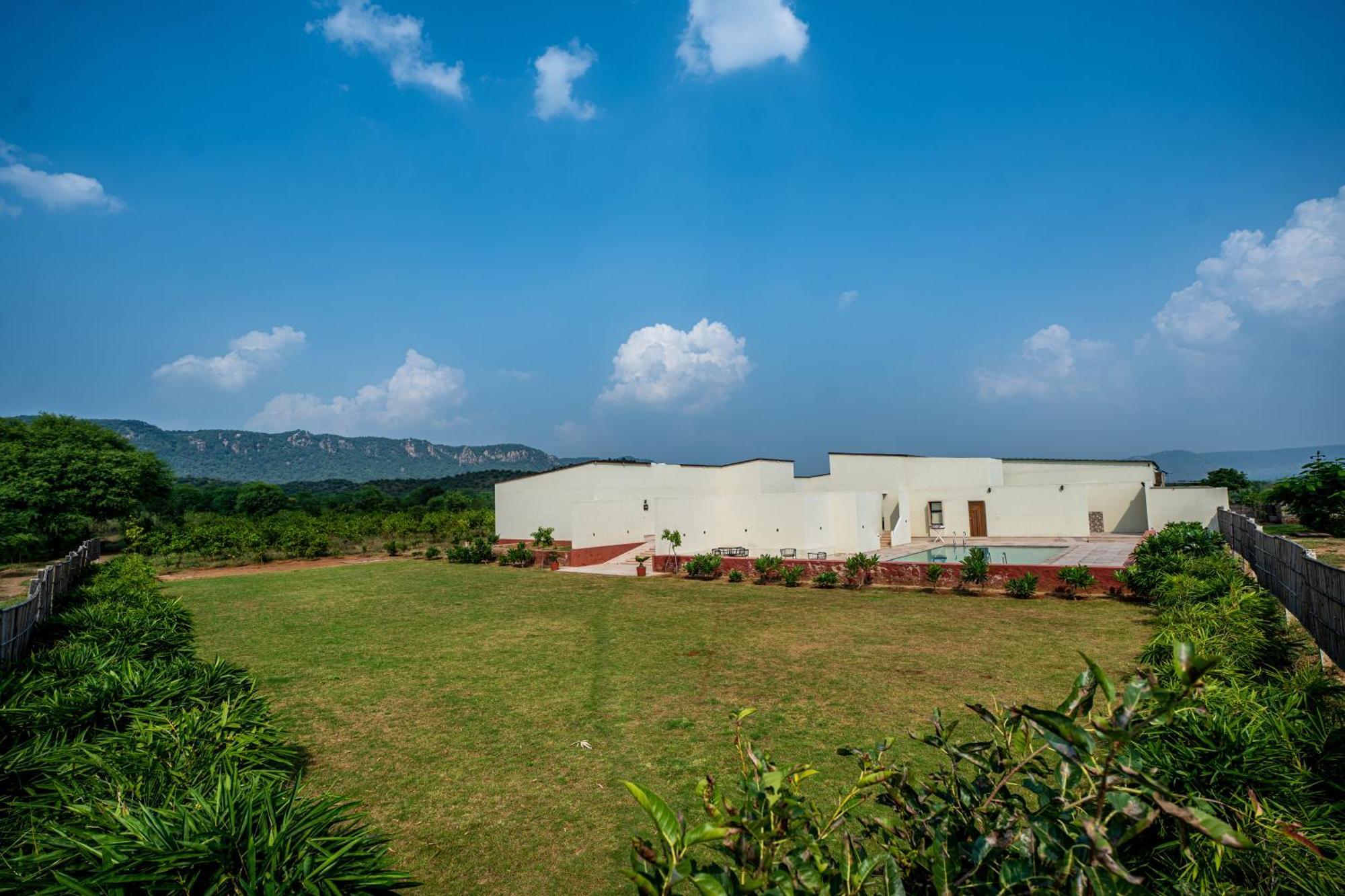 Tehla Guldaar Sariska - A Luxury Forest Resort מראה חיצוני תמונה